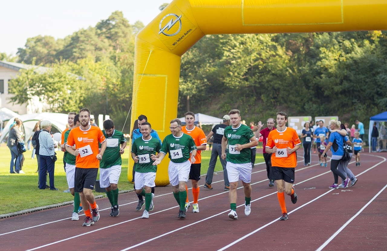 Bild vom 9. Benefizlauf im Jahr 2016. Dies ist das 40. Bild.